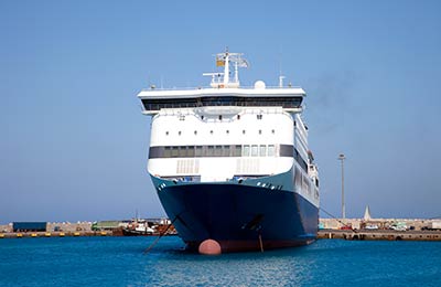 Ferry au port