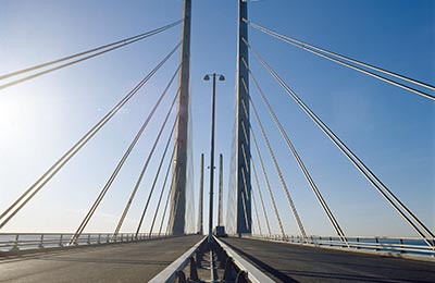 Faîtes un agréable voyage sur le pont de l'Oresundsbron